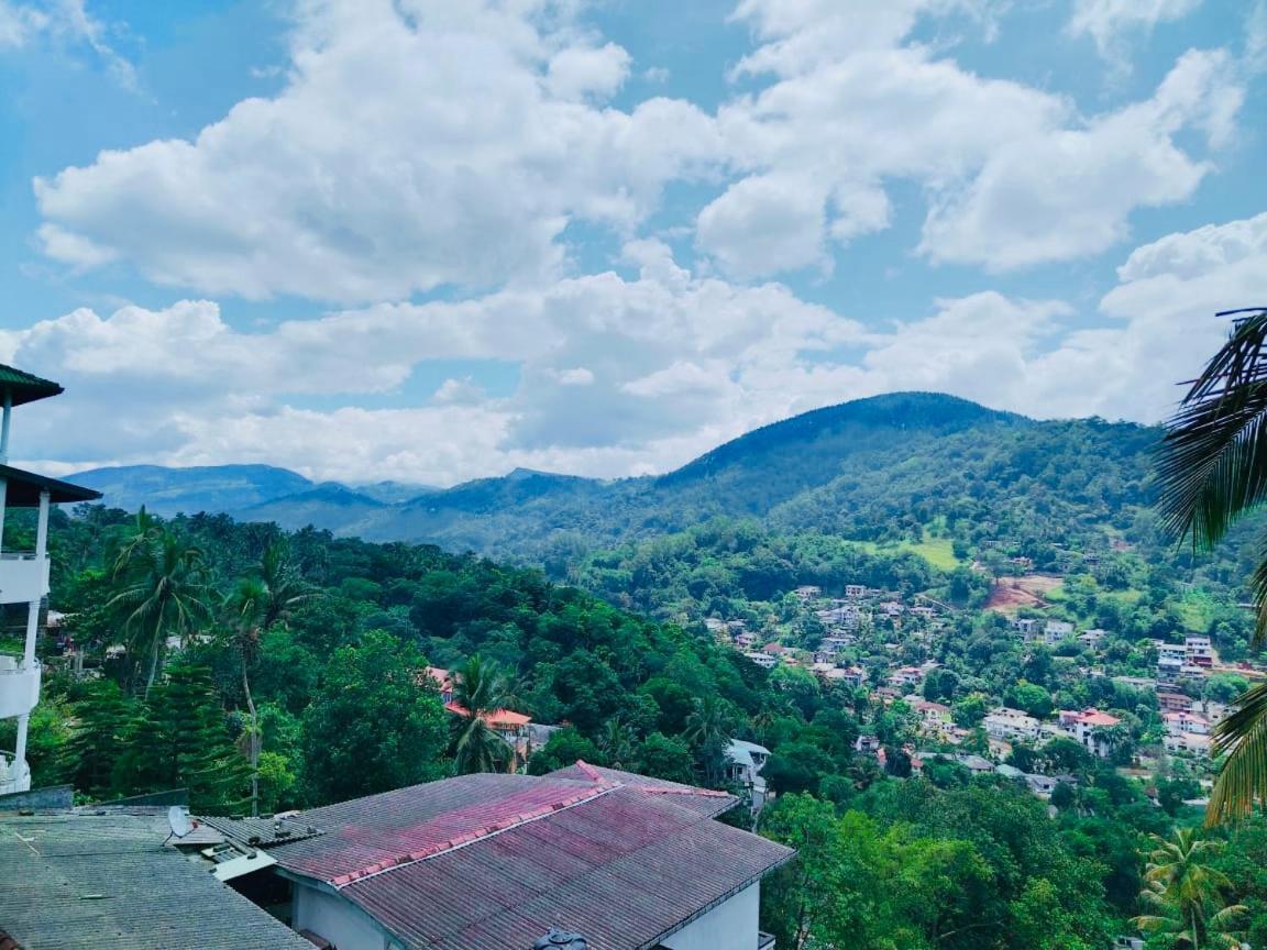 Mountain View Ξενοδοχείο Κάντι Εξωτερικό φωτογραφία